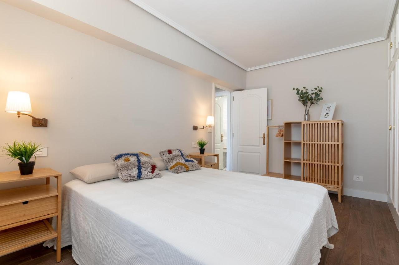 Apt In Neguri, 5 Min From The Beach & Metro Getxo Buitenkant foto